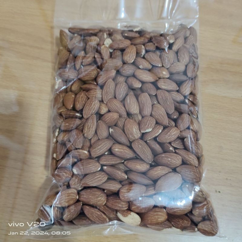 

Kacang Almond Panggang Roasted Kupas Tawar Matang 250 gram.