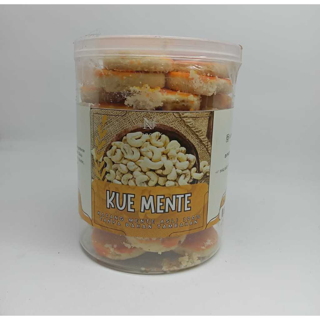 

Kue Kacang Mente Belinjo Toples Oleh oleh Khas Bali 250gr