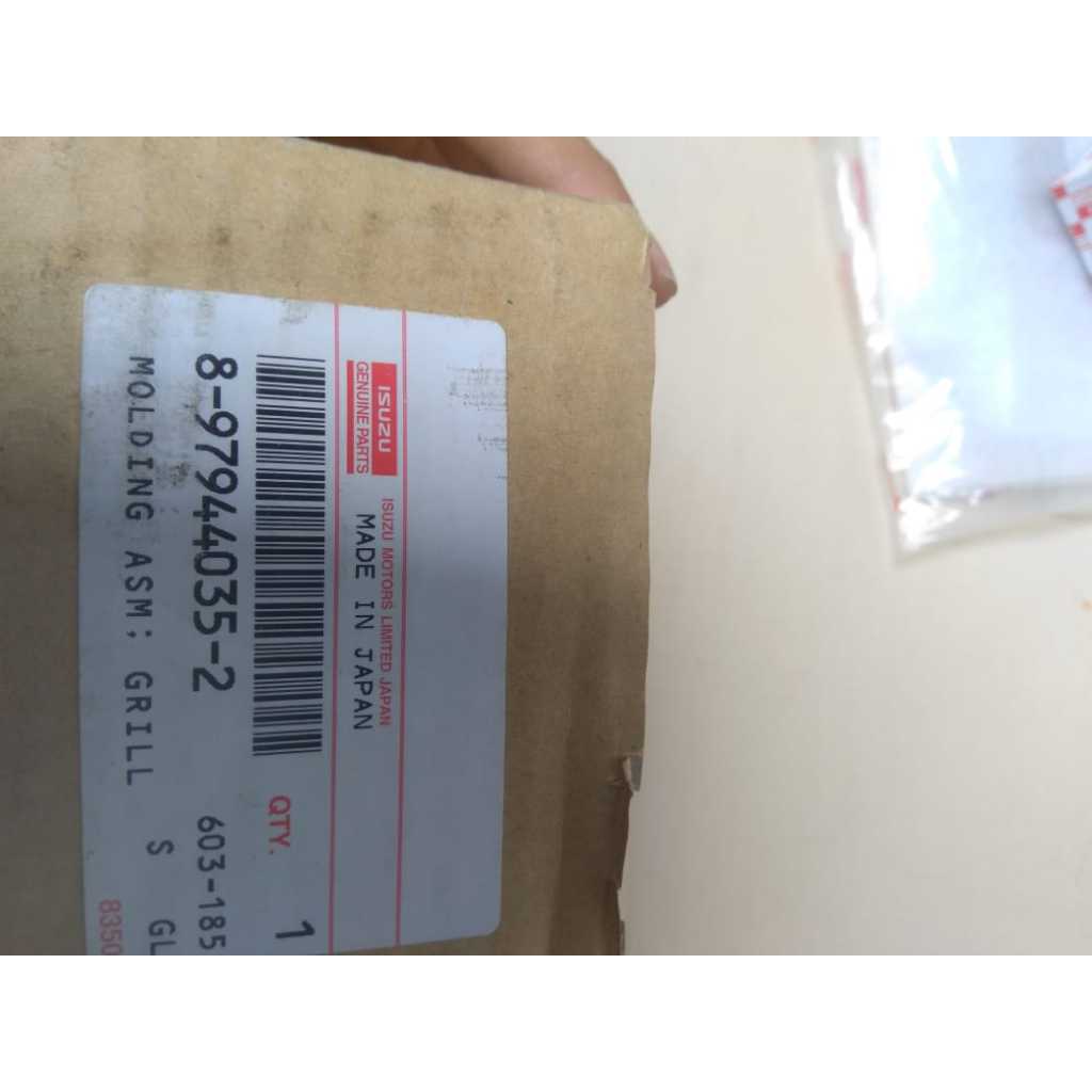 LIST LAMPU BESAR KIRI LH 897944035 ISUZU PANTHER TOURING 2011