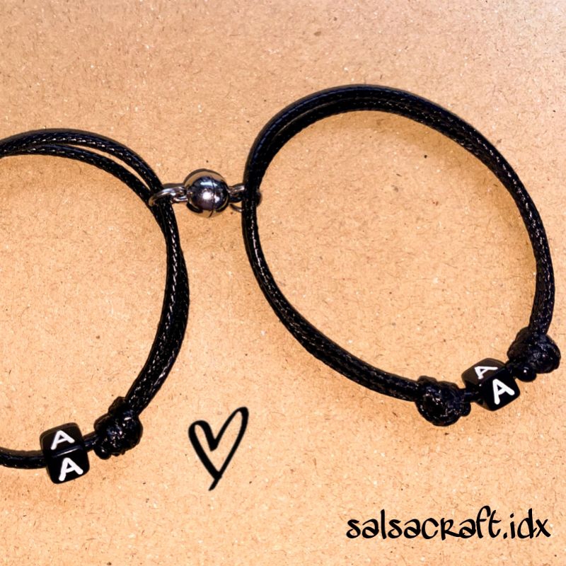 Gelang Couple Magnet inisial dan polos