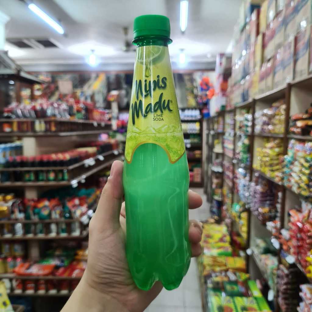 

MINUMAN NIPIS MADU LIME SODA 330 ml