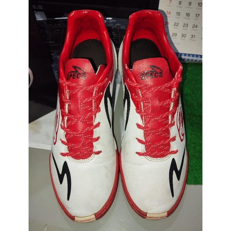 Specs Accelerator Garuda Attack 2019 IN White | Emperor Red