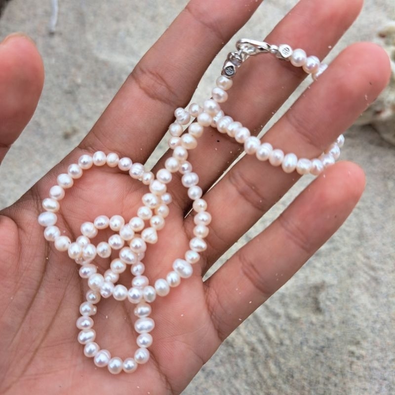 Small Pearl Necklaces (Kalung Mutiara Ukuran Kecil) ASLI