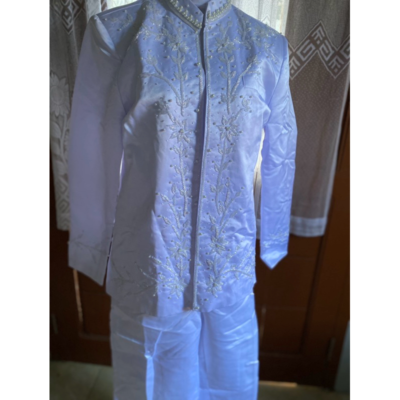 Baju Akad pria putih & jarik lengkap pria&wanita Preloved