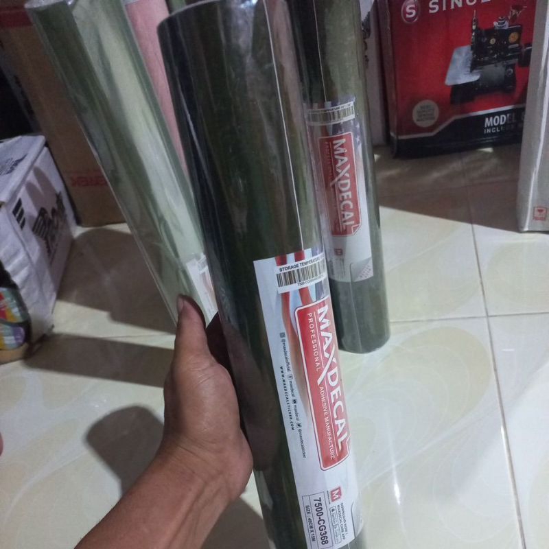 STICKER SCOTLET COMBAT GLOSY  METERAN UNTUK MOTOR ,MOBIL