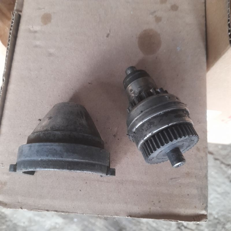 GRANAT STATER PINION  HONDA BEAT KARBU BEAT FI VARIO 110 SECOPY KARBU SPACY KARBU SECOND ORIGINAL