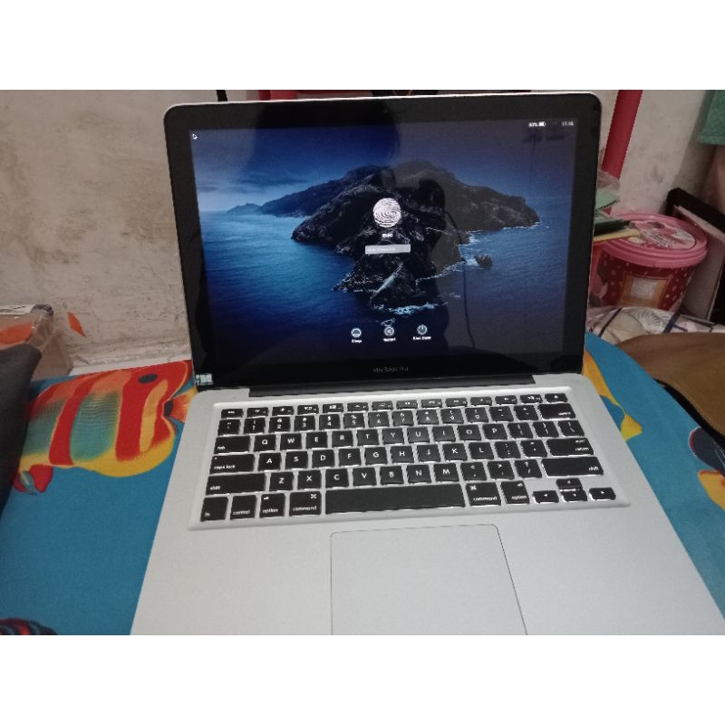 Apple macbook 2012/8/ssd512