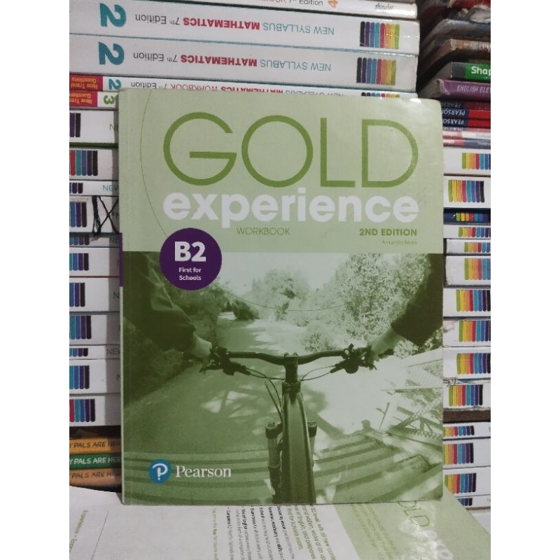 BUKU GOLD EXPERIENCE B2 WORKBOOK