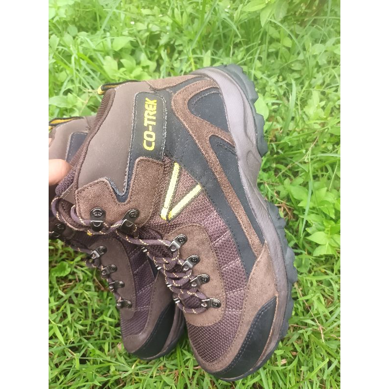 CO TREK Original Space Shoes Sepatu Gunung Preloved Sepatu Pria Hiking Outdoor Second