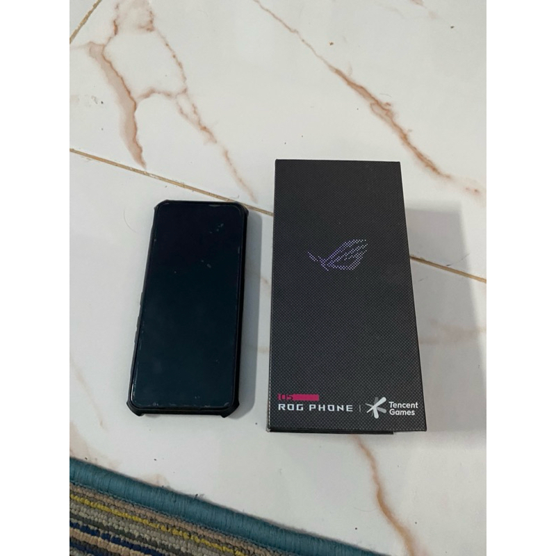 Asus ROG Phone 5 Matot