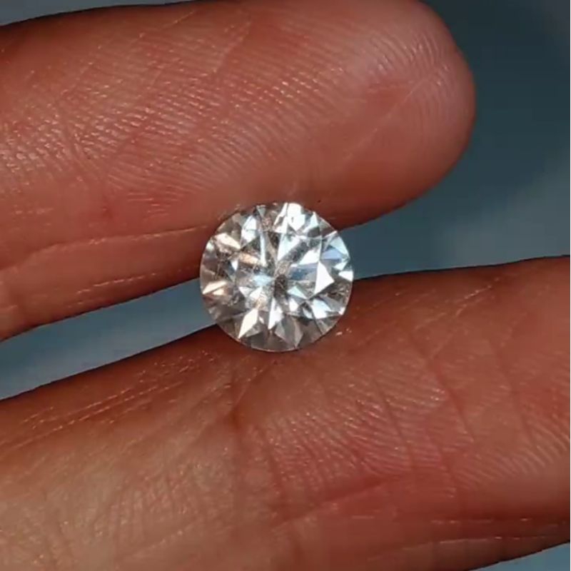 Batu Permata Moissanite