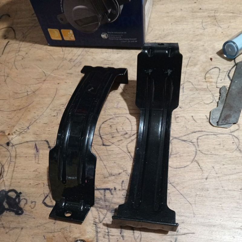 Breket cross bar mobil merk platinum jepit body 1pcs