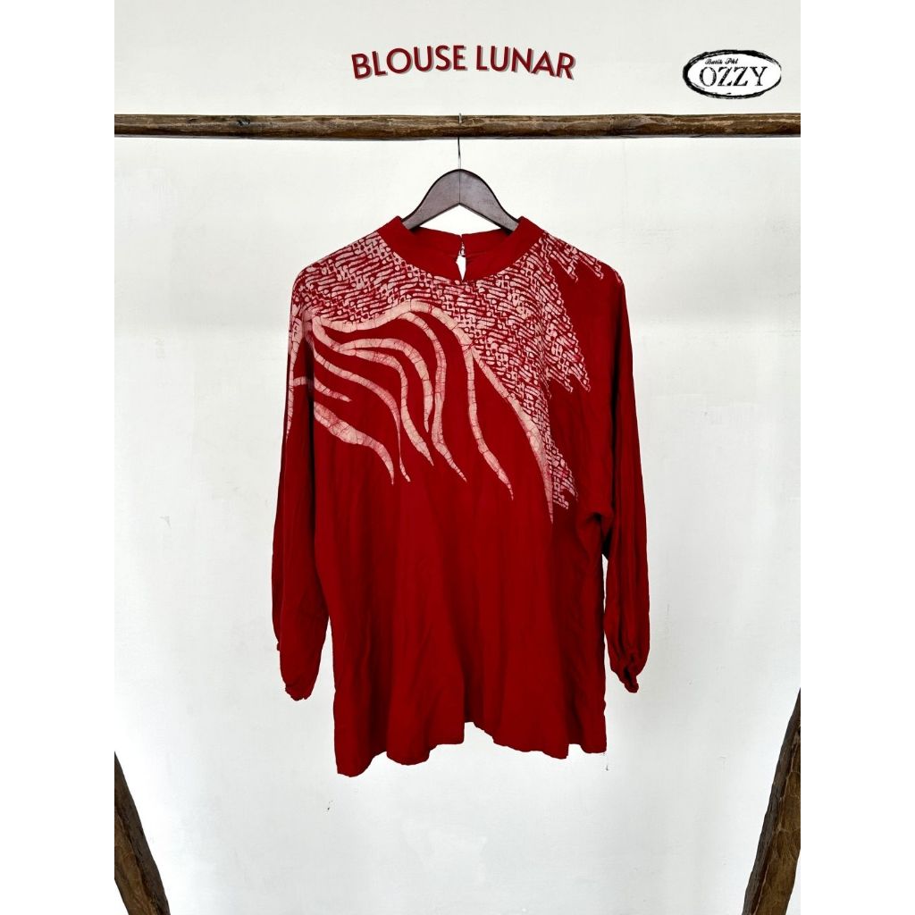 Ozzy Batik Pekalongan Blouse Lunar