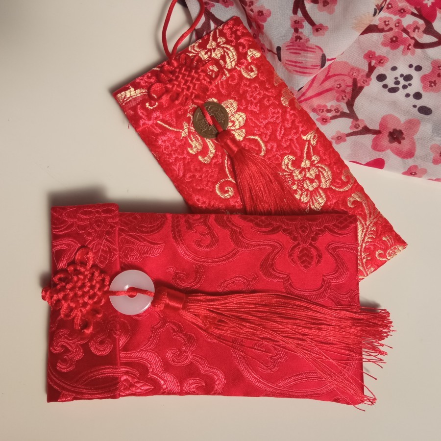 

READY STOK] angpao merah dompet amplop imlek kain damask chinese new year potrait