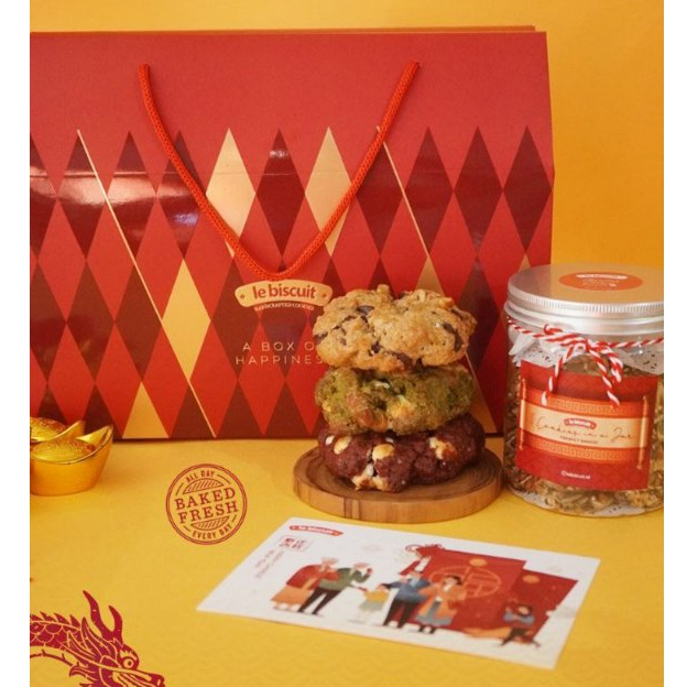 

le biscuit - Imlek & Valentine Hampers - 3 Giant Cookies + 1 Jar