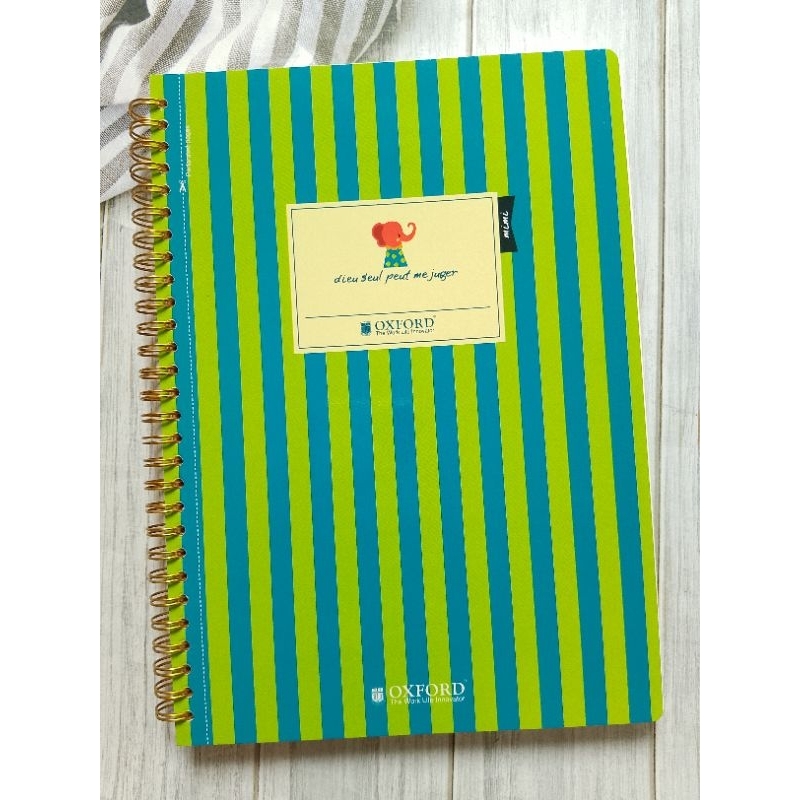 

OXFORD NOTE SPIRAL B5 D151B5 KERTAS BERGARIS UK 252X179MM