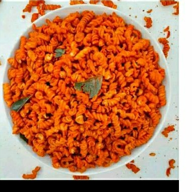 

makaroni spiral daun jeruk 100 gr