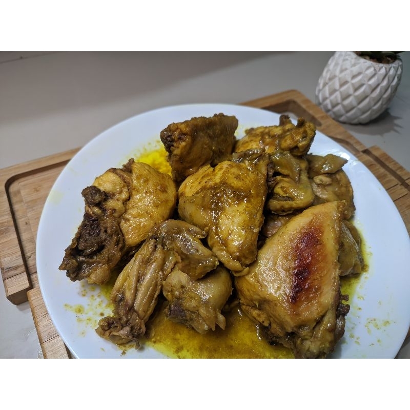 

AYAM UNGKEP BUMBU KUNING siap goreng 500gr