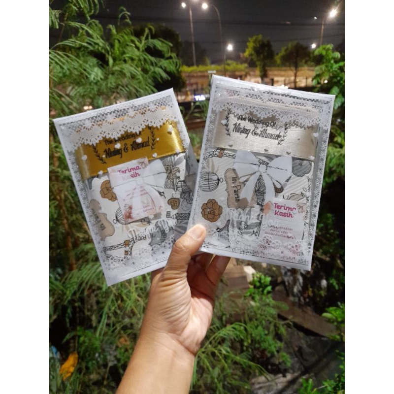 souvenir dompet Paris besar kemas mika motif