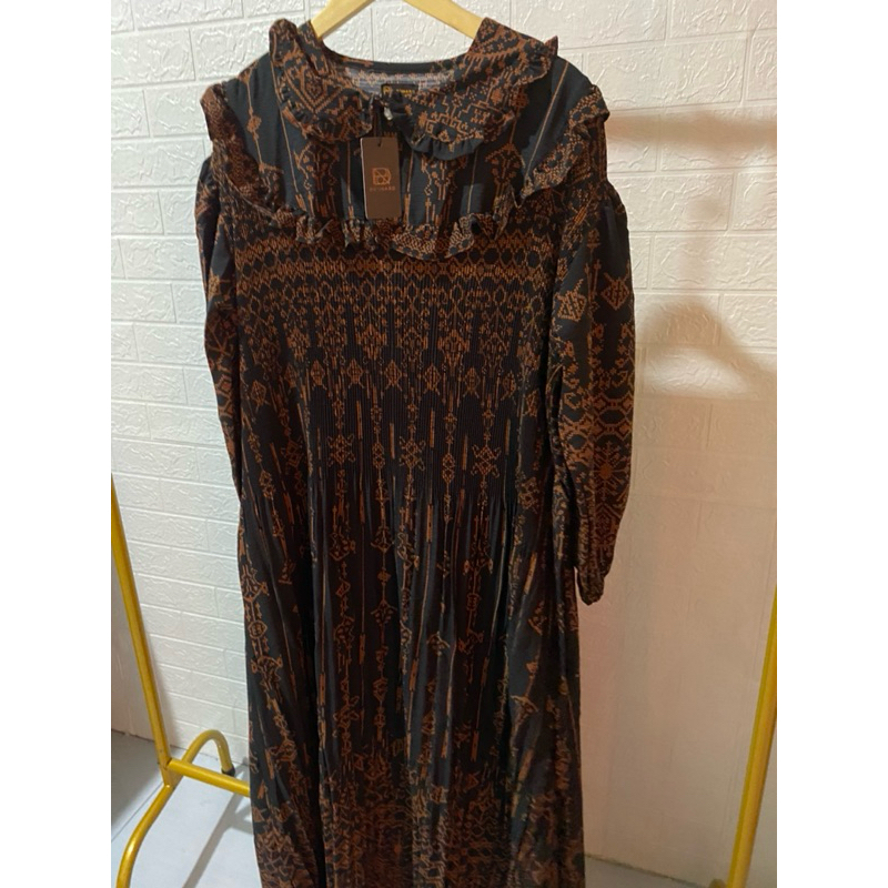 gamis motif etnik