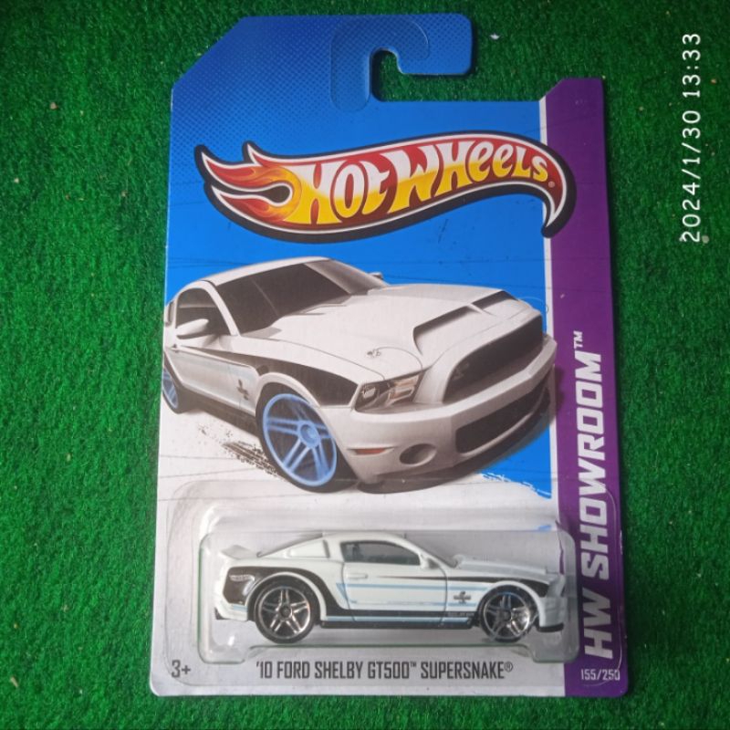 hot wheels 10 Ford Shelby GT500 supersnake 2010 putih GT 500 white