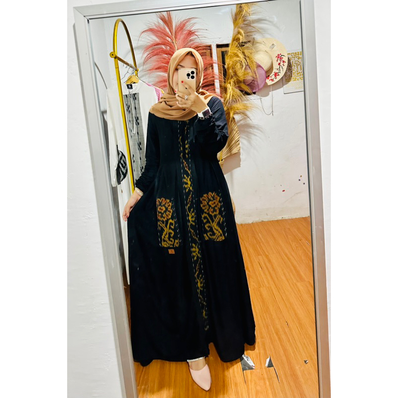 DAILY DRESS TENUN FAREECHA BLACK FLOWER. gamis tenun fareecha. Dannis abaya bandrol terbaru size XS 
