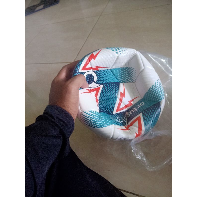 bola futsal ortus