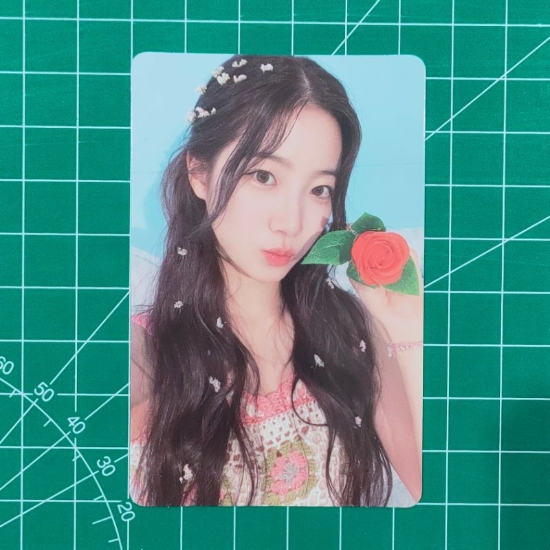 LE SSERAFIM KAZUHA "ANTIFRAGILE" (FROZEN AQUAMARINE) OFFICIAL PHOTOCARD