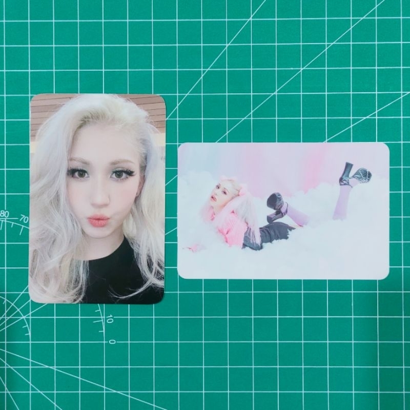 JEON SOMI "XOXO" OFFICIAL PHOTOCARD