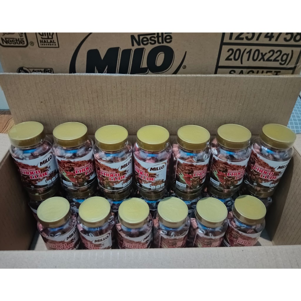 

Chocochips Milo / Millo Cube Lokal 1 Dus/Karton (Per Dus isi 42 Toples, Per Toples Isi 50 Cube)