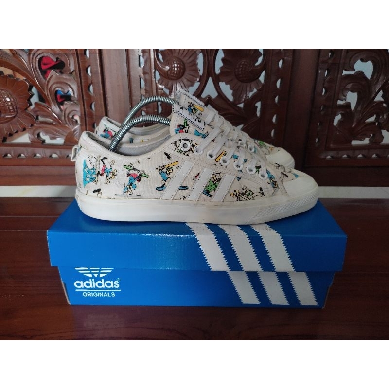 Adidas Nizza x Disney sz 43 1/3, 27.5 cm