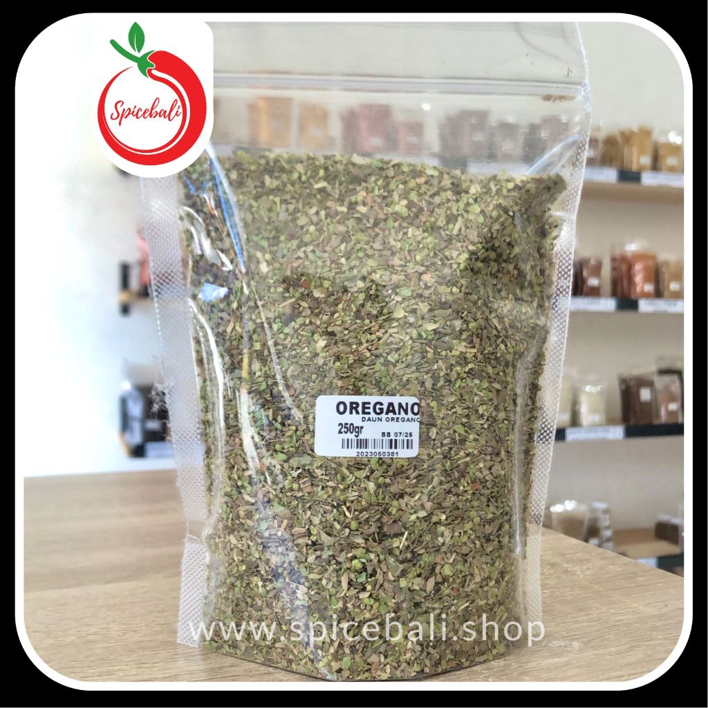 

Daun Oregano Kering 250 gr / Dried Oregano Flakes 250 gr / Dry Oregano Leaves / Oregano Kering