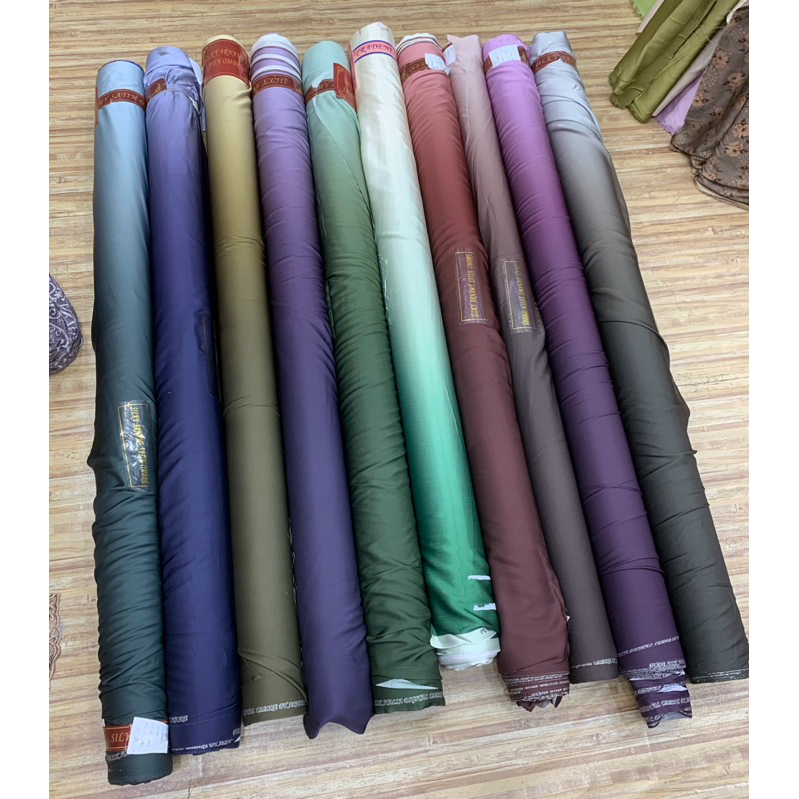 kain gradasi / silk ombre gradasi Armaniy