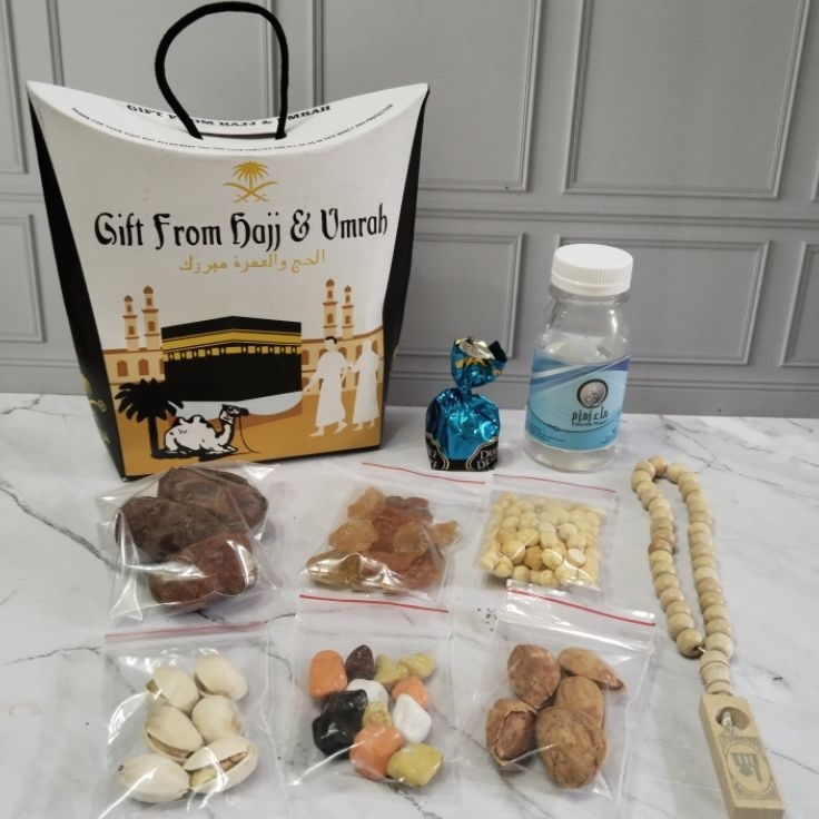 

Ekstra benefit Paket OlehOleh Haji dan Umroh PAKET KUMPLIT Hampers OlehOleh Haji dan Umroh