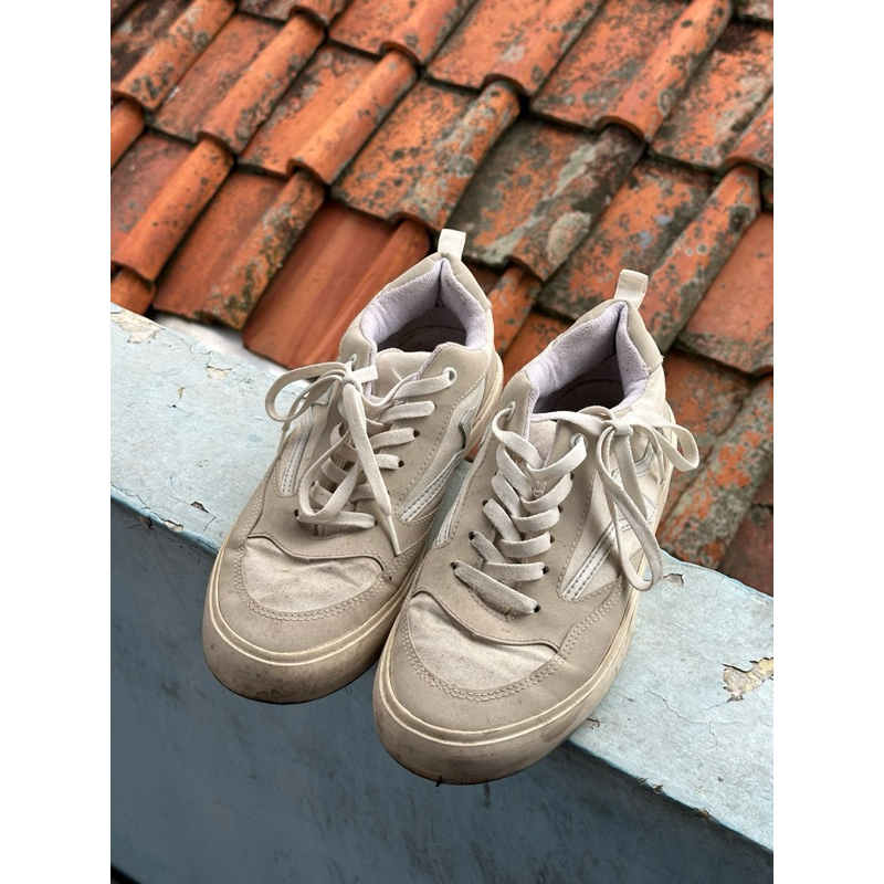 sepatu NAH project uk43 putih