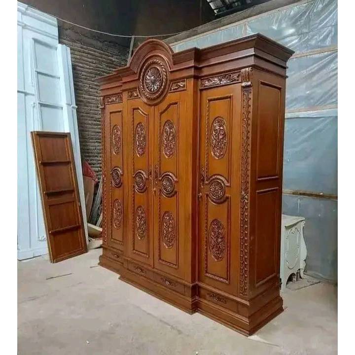 Promo Lemari pakaian ukiran kayu jati solid / lemari  pakaian jati ukiran jepara