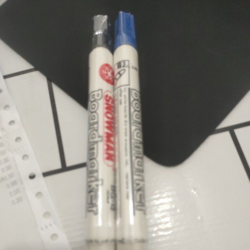 

Spidol Snowman warna Hitam,merah dan Biru Boardmaker/tidak permanent/bisa dihapus