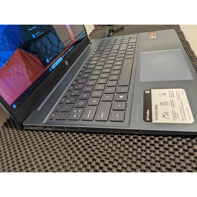 Laptop Hp Pavilion 15 Ryzen 5 4500U 8/512