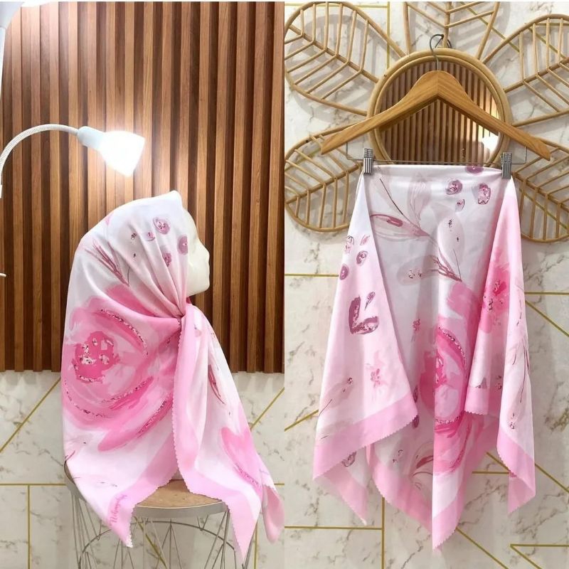 HIjab Segi Empat Voal motif premium Flower