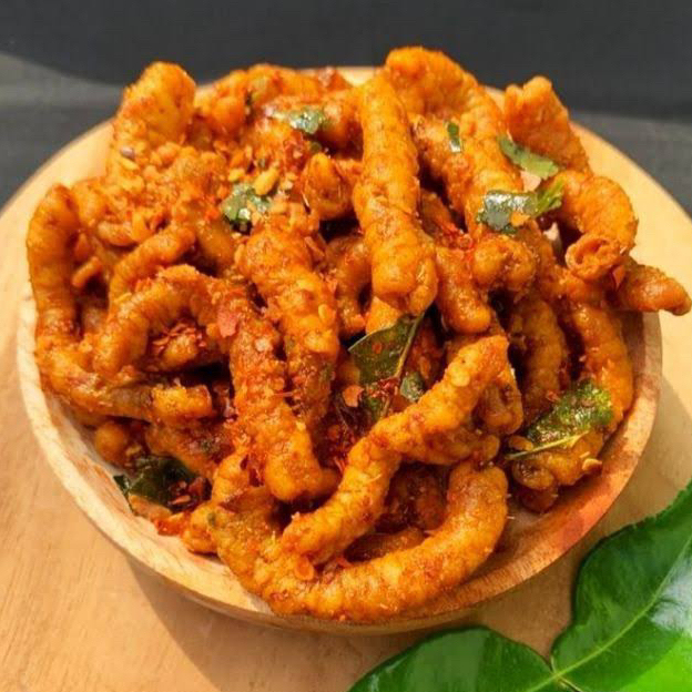 

USUS CRISPY PEDAS DAUN JERUK DAN ORIGINAL 500gr BOS BANDUNG