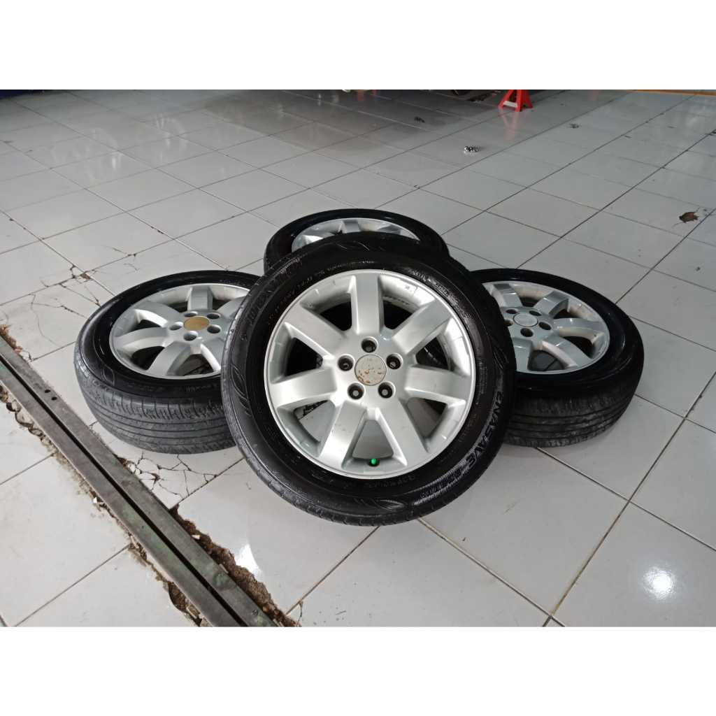 paket velg oem copotan mobil crv r17 + ban bekas cabutan mobil inova barong