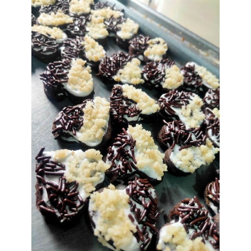 

Kue Tosca