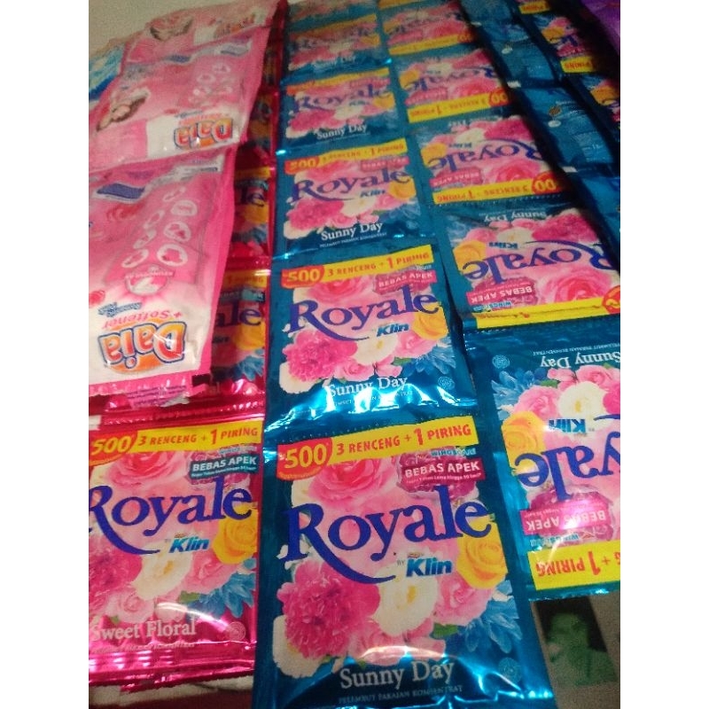 royale pewangi pakaian isi 12 sachet