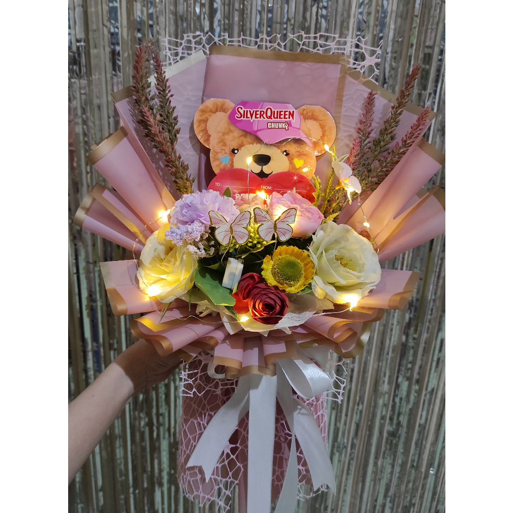 buket bunga dan coklat silverqueen special valentine/silverqueen beruang valentine