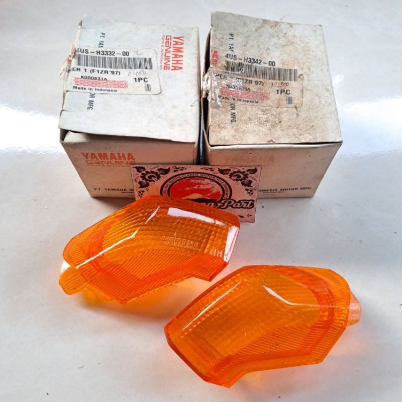 MIKA LAMPU SEIN BELAKANG YAMAHA FIZR FIZ R F1ZR F1Z R ORI ORIGINAL