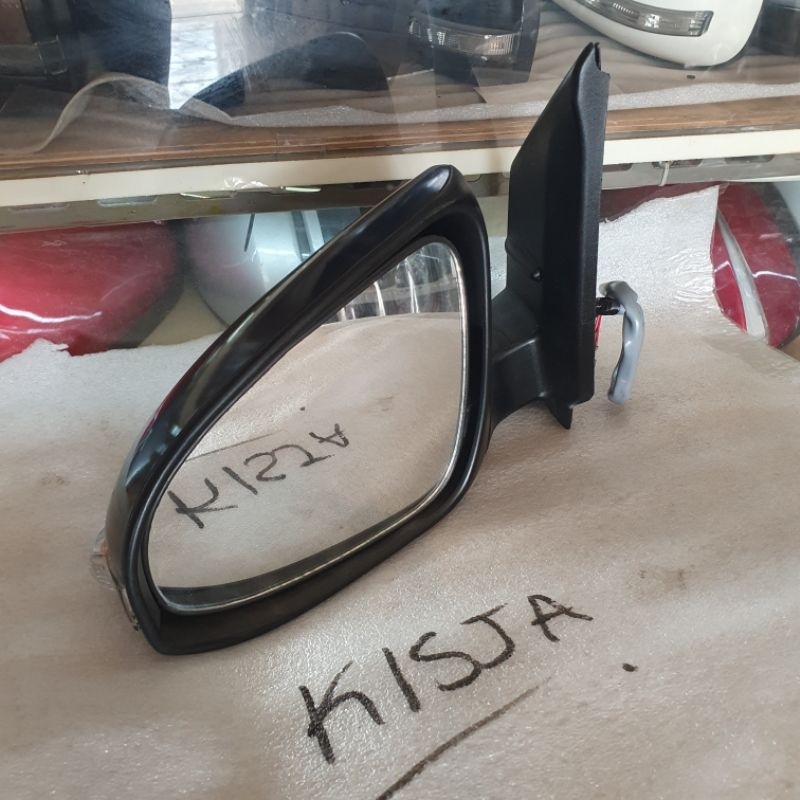 Spion mobil Daihatsu Sigra Original