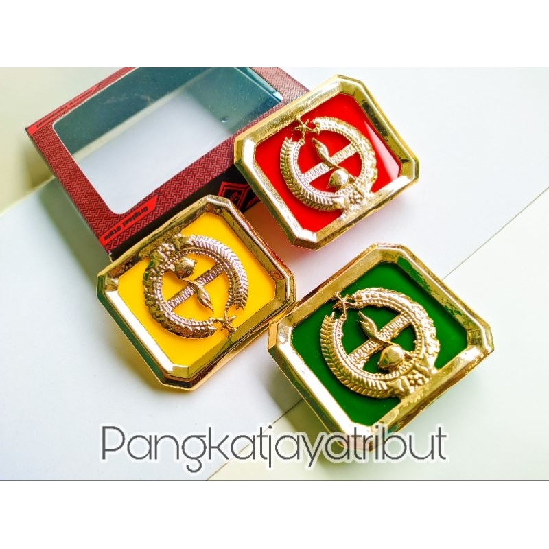 EMBLEM BARET PRAMUKA PENEGAK PENGGALANG EMBLEM PRAMUKA