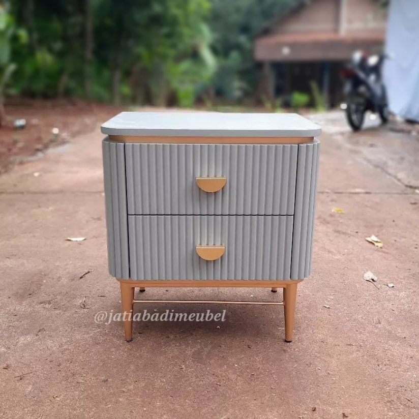 Meja Nakas Laci Minimalis Kaki Besi, Meja Samping Kamar Tempat tidur, Bedside Table