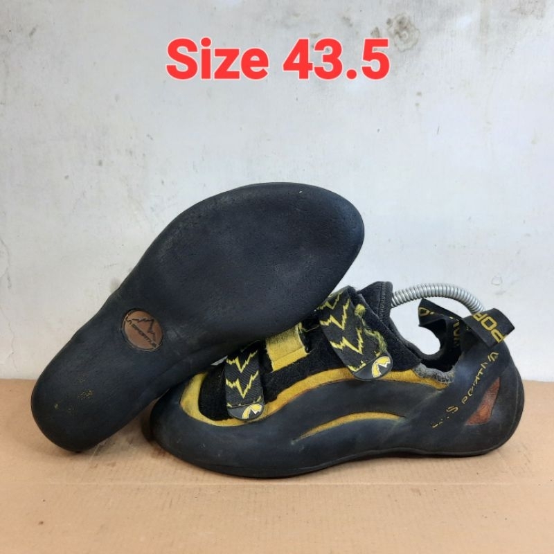 Sepatu panjat tebing second La Sportiva size 43
