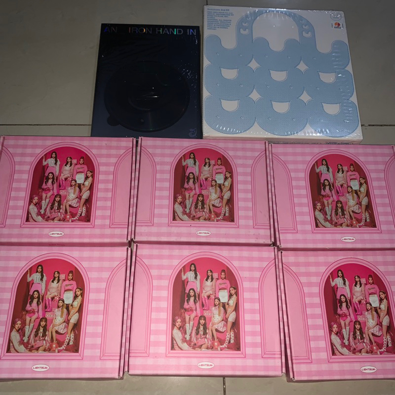 album only sealed newjeans lightsum vanilla haerin bag ver get up Jini iron hand in velvet glove nmi